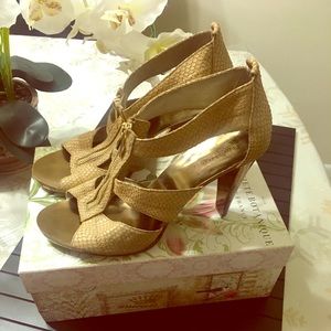 MICHAEL Michael Kors Heel